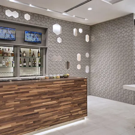 Courtyard By Marriott Houston Sugar Land/Lake Pointe-2